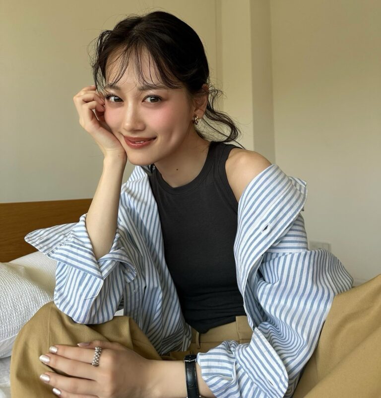 山下美月の大学進学説の真相！明治大学との関係と噂の出所！