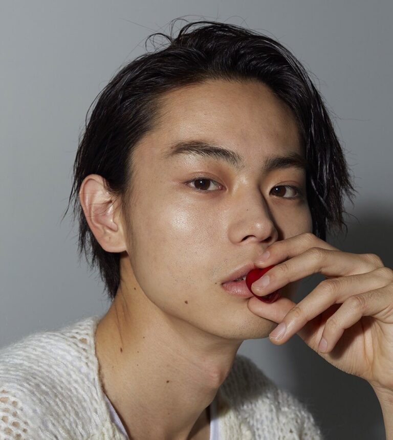 菅田将暉の両親豪邸の場所は箕面市？実家や家族エピソードを徹底調査！